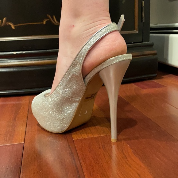 Silver stiletto platform heels - Picture 8 of 12